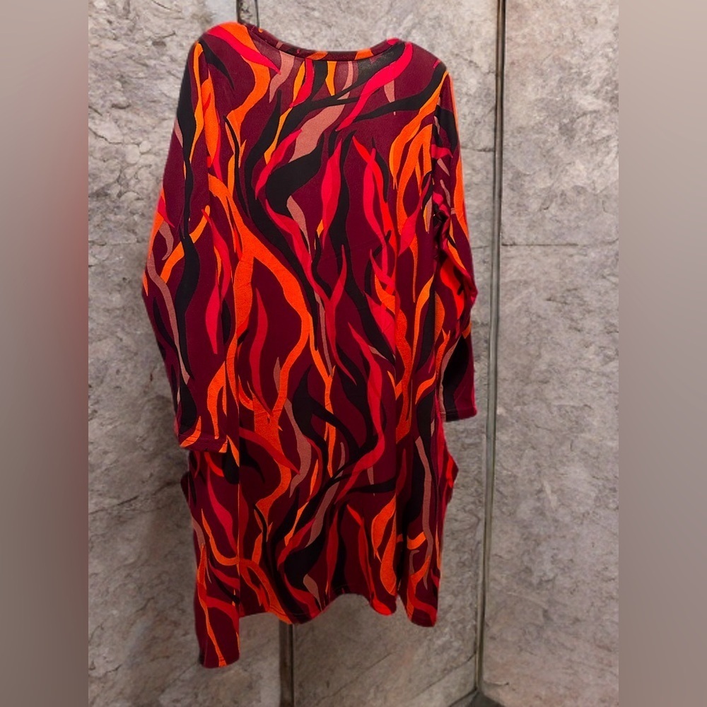 NWT AVENUE Women's Zim&Zoe Plus Size Tunic Ava Hacci